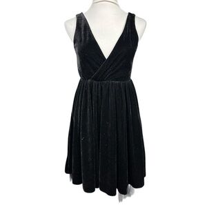 Kling Women's Black Velvet V-Neck Sleeveless Short Skater Dress Size M Tulle